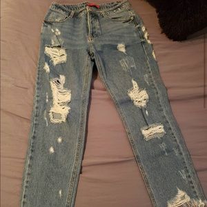 ripped boyfriend jeans